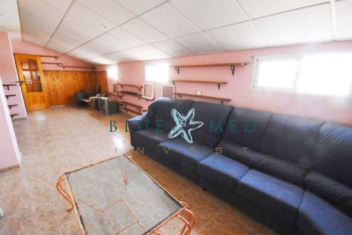 Image No.37-4 Bed Villa for sale