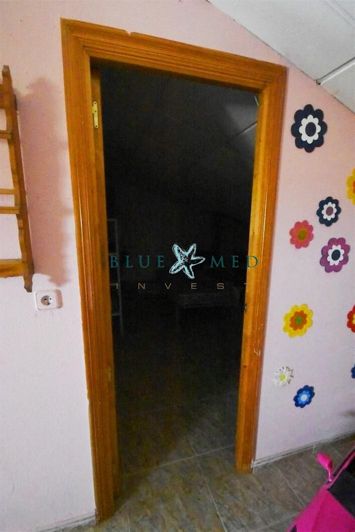 Image No.42-4 Bed Villa for sale