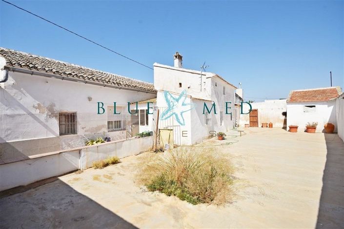 Image No.24-5 Bed Country House for sale