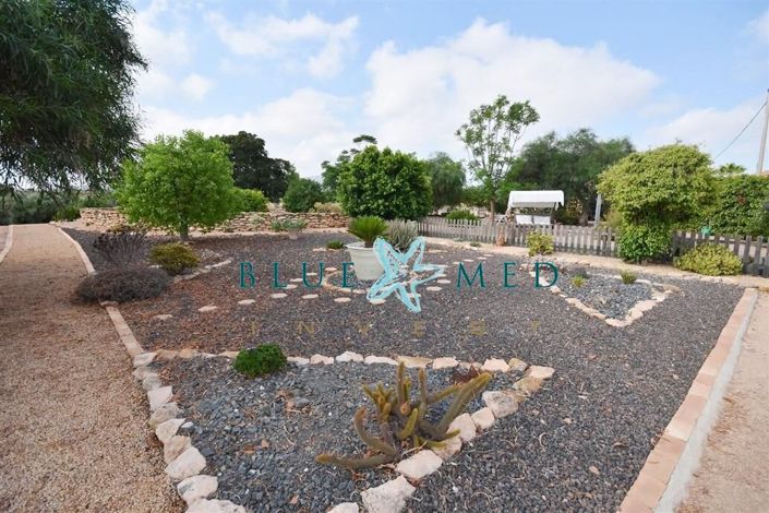 Image No.24-3 Bed Country House for sale