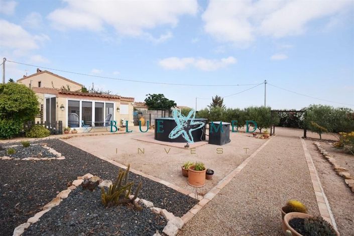 Image No.27-3 Bed Country House for sale