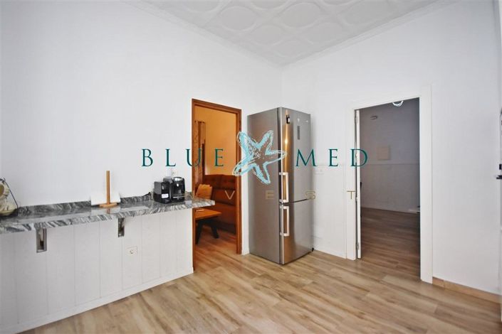 Image No.13-3 Bed House for sale