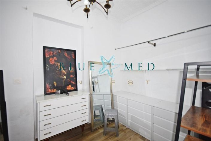 Image No.19-3 Bed House for sale