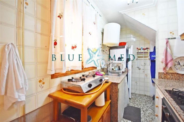 Image No.10-3 Bed Flat for sale