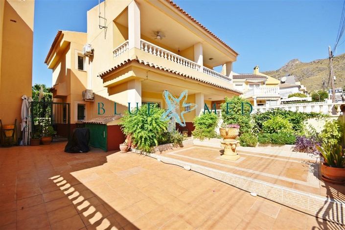 Image No.1-4 Bed Duplex for sale