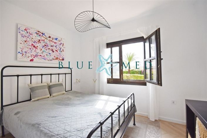 Image No.13-2 Bed House for sale