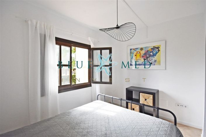 Image No.16-2 Bed House for sale