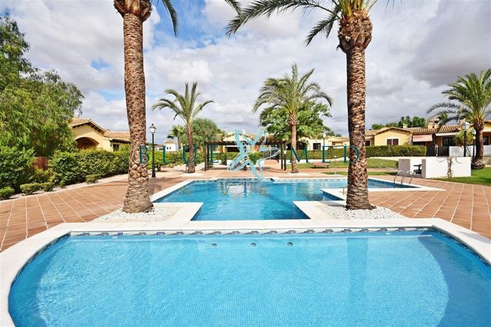 Image No.25-2 Bed House for sale