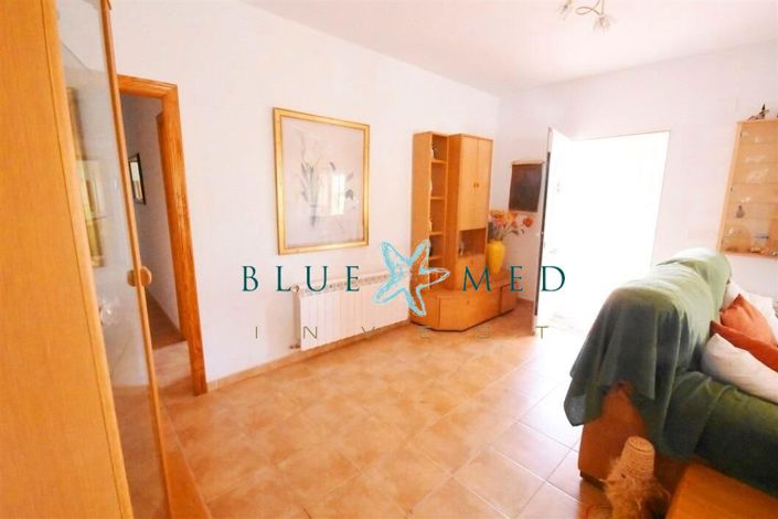 Image No.22-4 Bed Country House for sale