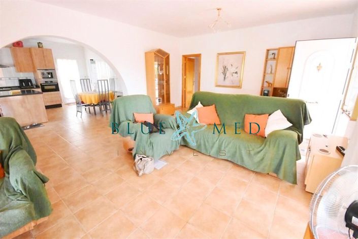 Image No.27-4 Bed Country House for sale