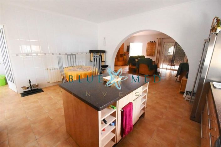 Image No.31-4 Bed Country House for sale