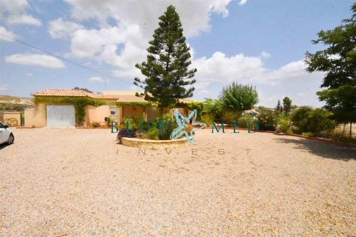 Image No.4-4 Bed Country House for sale