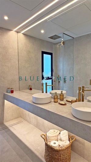 Image No.28-4 Bed Villa for sale