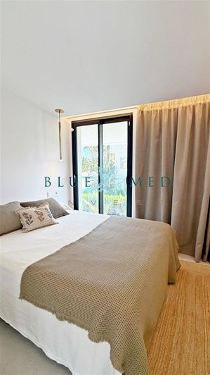 Image No.38-4 Bed Villa for sale