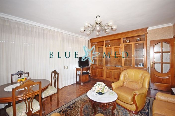 Image No.10-4 Bed Flat for sale