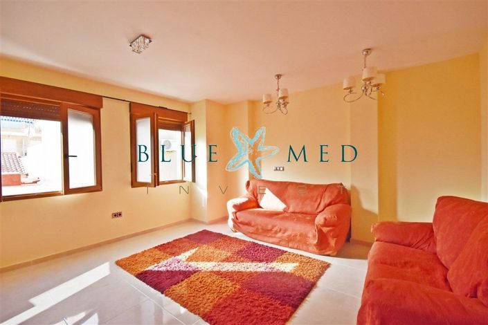 Image No.4-3 Bed House for sale