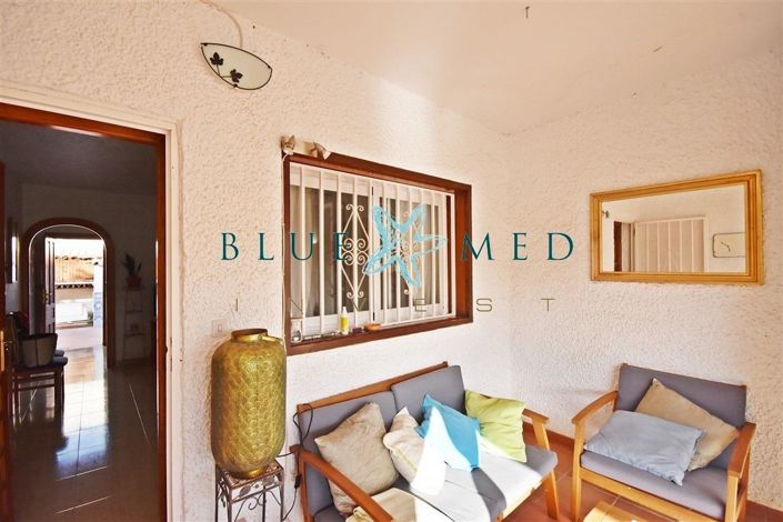 Image No.4-2 Bed House for sale