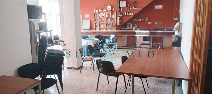 Image No.32-6 Bed Property for sale