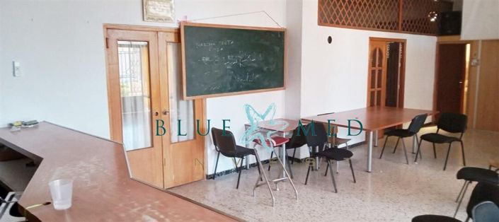 Image No.35-6 Bed Property for sale