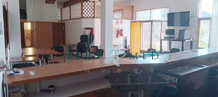 Image No.36-6 Bed Property for sale