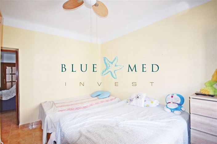 Image No.18-4 Bed Flat for sale