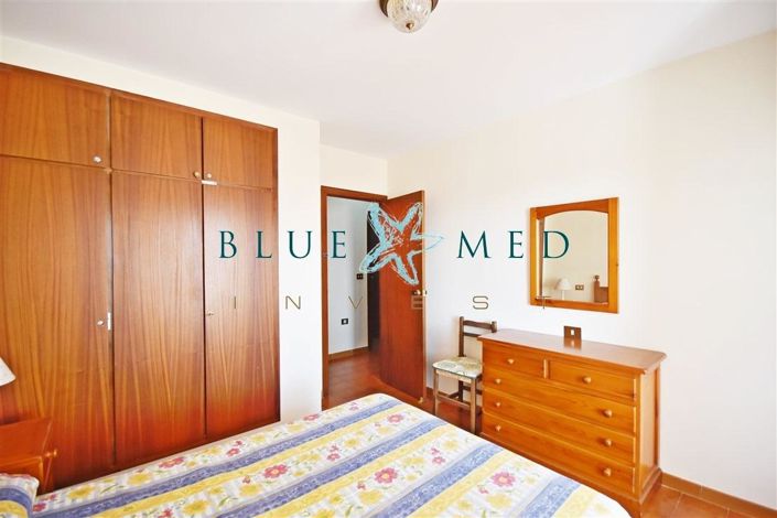 Image No.14-3 Bed Flat for sale