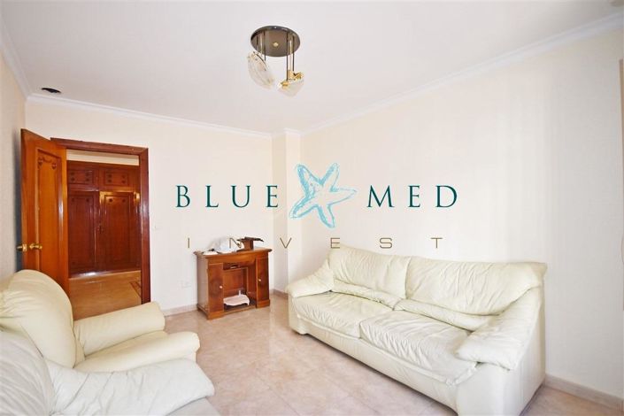 Image No.20-3 Bed House for sale