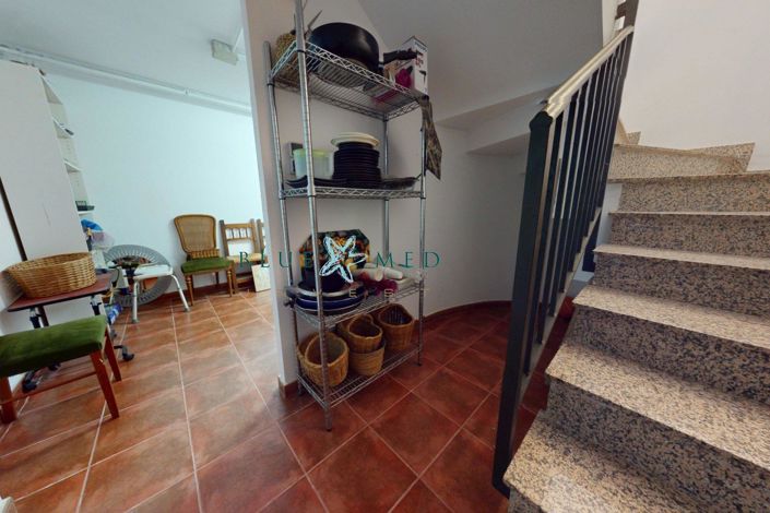 Image No.24-5 Bed Country House for sale