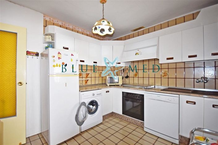 Image No.8-4 Bed Property for sale