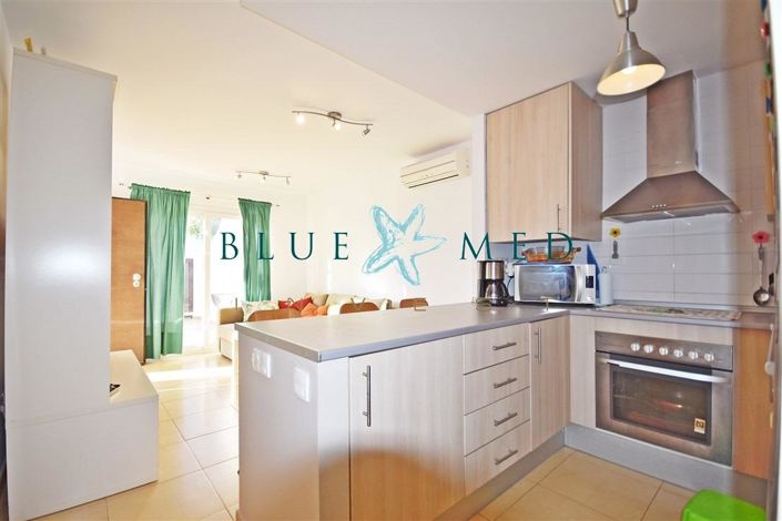 Image No.11-3 Bed Flat for sale