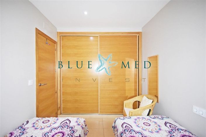 Image No.18-3 Bed Flat for sale