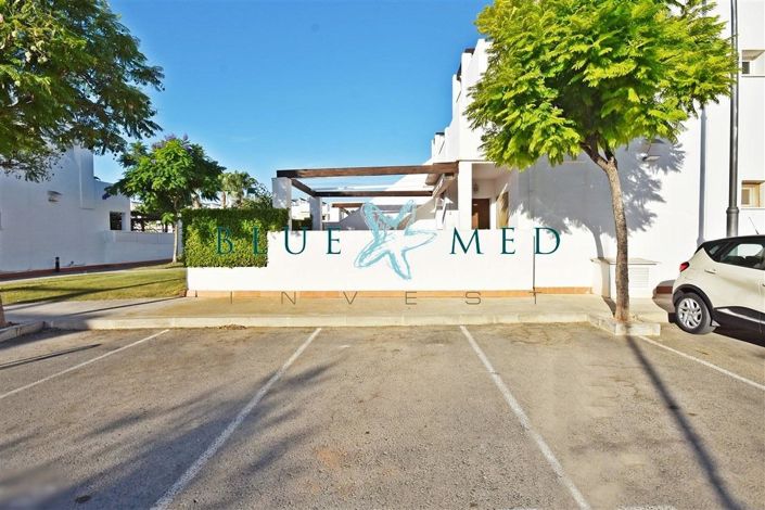 Image No.24-3 Bed Flat for sale