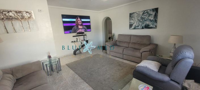 Image No.17-3 Bed House for sale