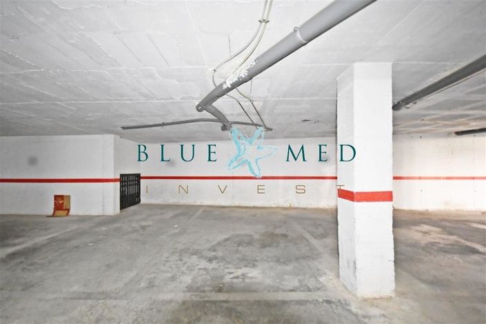 Image No.20-3 Bed Flat for sale