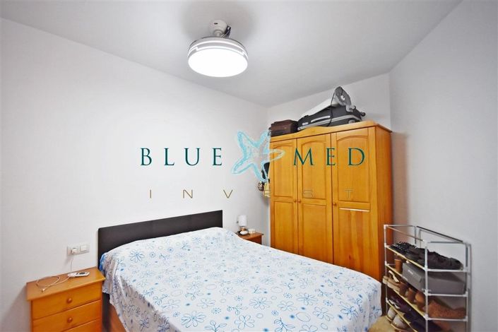 Image No.12-3 Bed Flat for sale