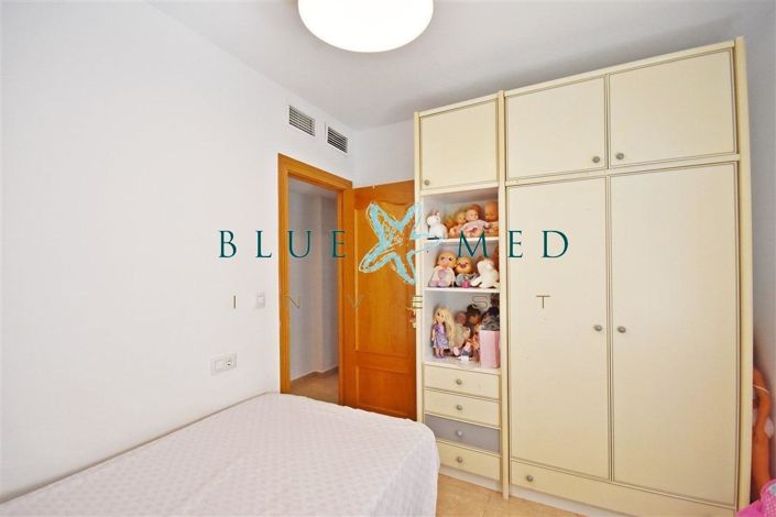 Image No.17-3 Bed Flat for sale