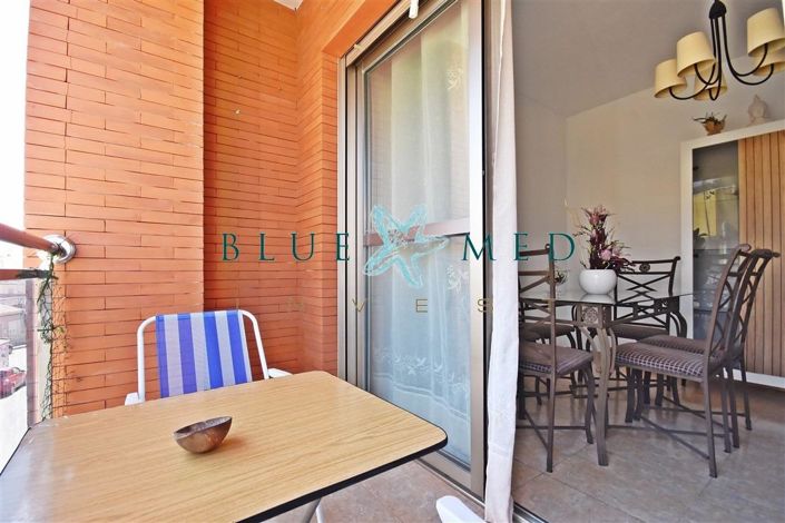 Image No.22-3 Bed Flat for sale