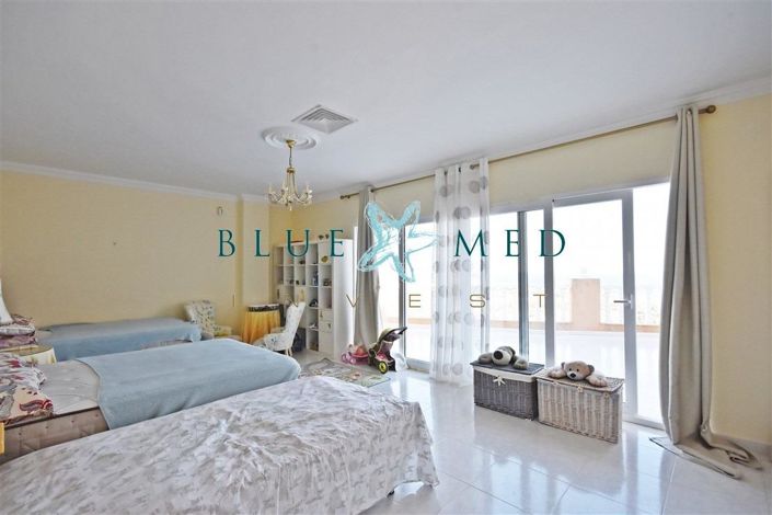 Image No.15-6 Bed Villa for sale