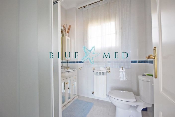 Image No.17-6 Bed Villa for sale