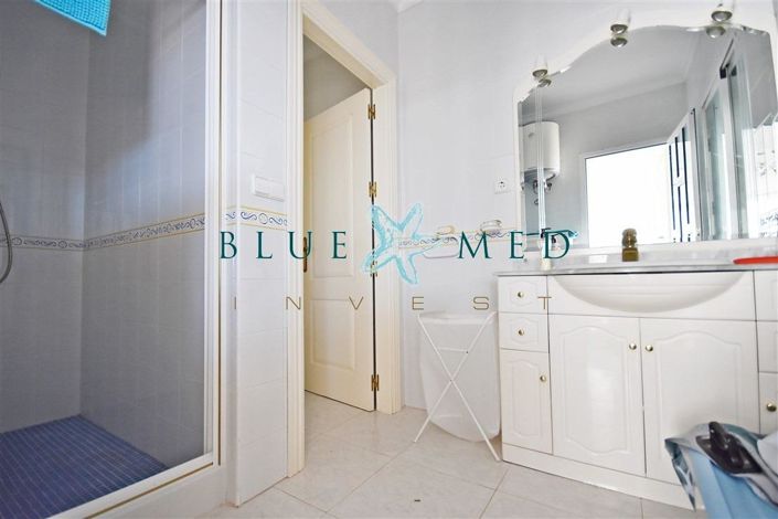 Image No.48-6 Bed Villa for sale