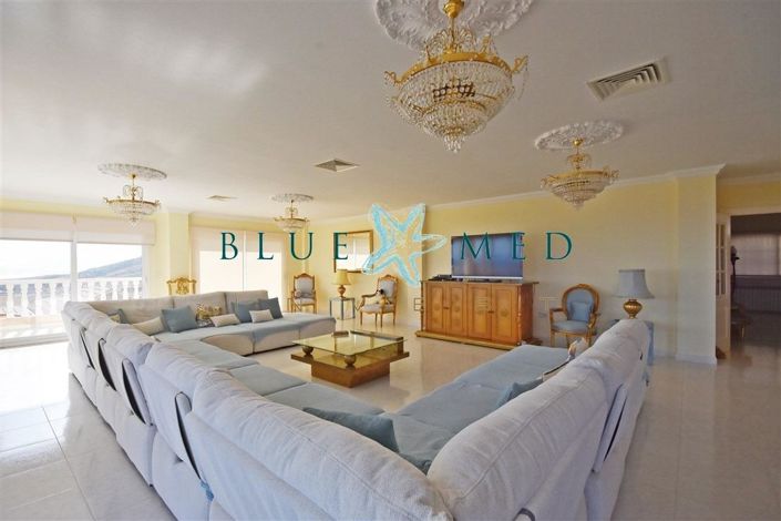 Image No.6-6 Bed Villa for sale