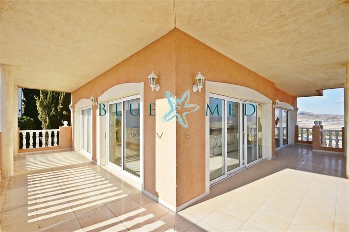 Image No.9-6 Bed Villa for sale