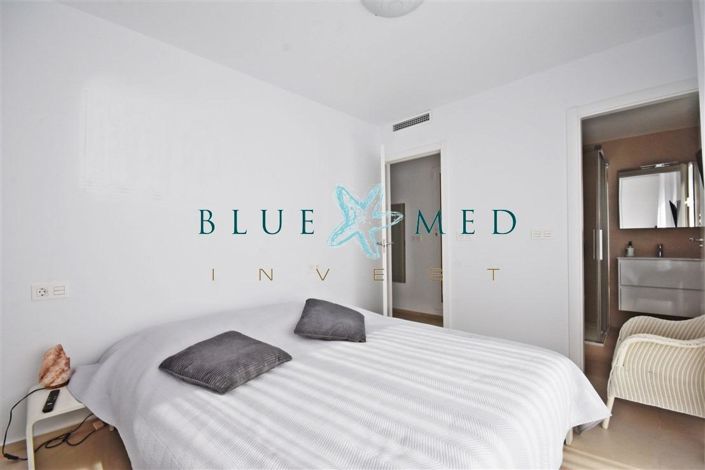 Image No.15-3 Bed Villa for sale