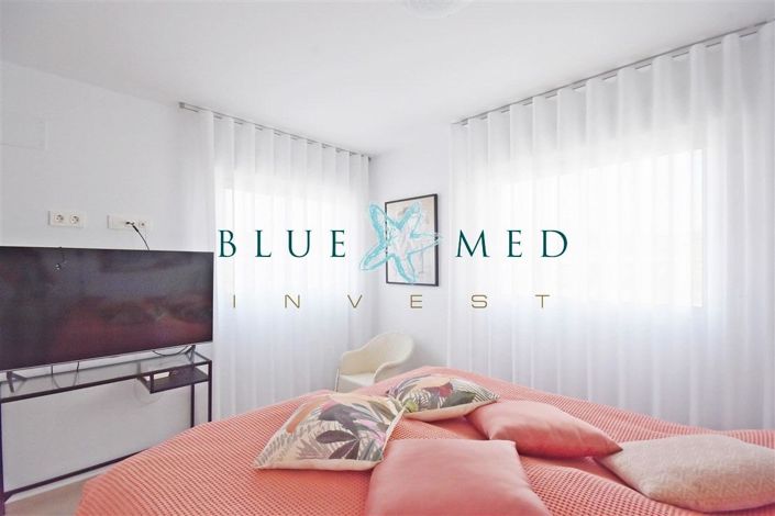 Image No.20-3 Bed Villa for sale