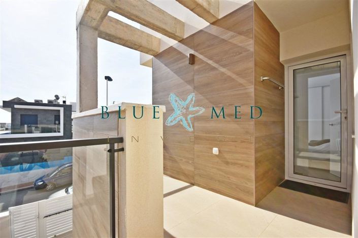 Image No.24-3 Bed Villa for sale