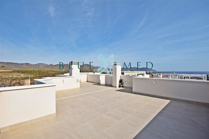 Image No.27-3 Bed Villa for sale