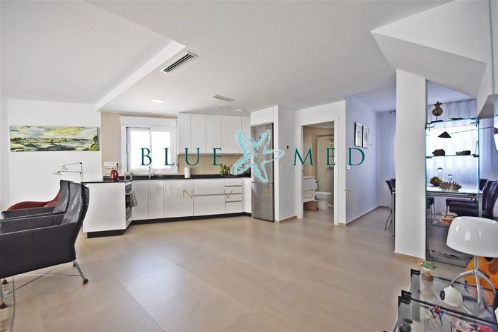 Image No.9-3 Bed Villa for sale