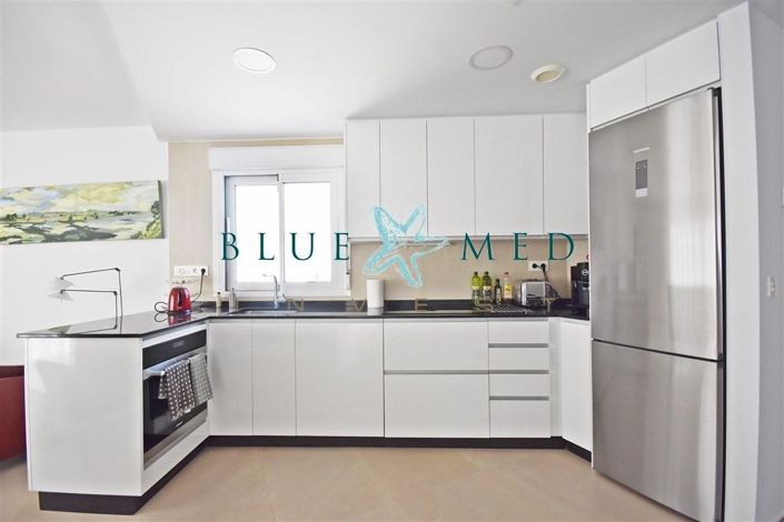 Image No.10-3 Bed Villa for sale