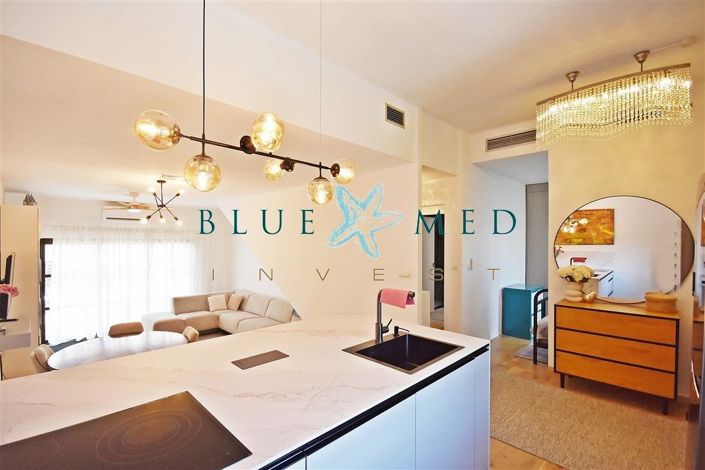 Image No.12-3 Bed House for sale