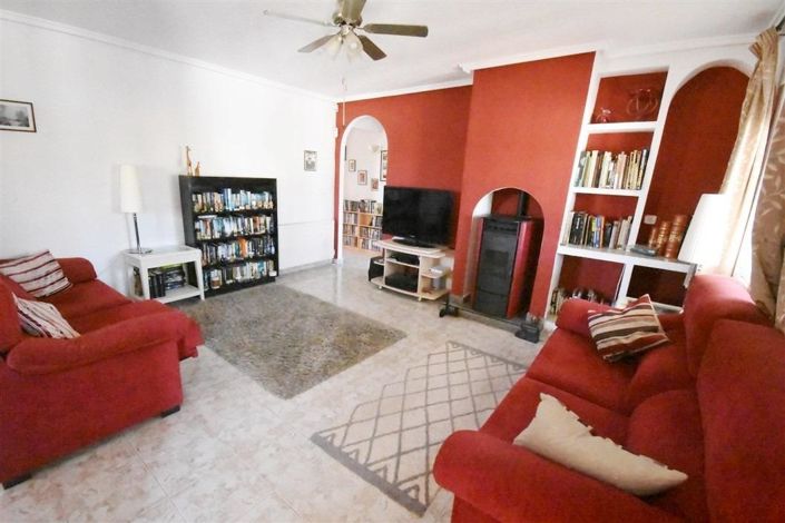 Image No.25-3 Bed Villa for sale